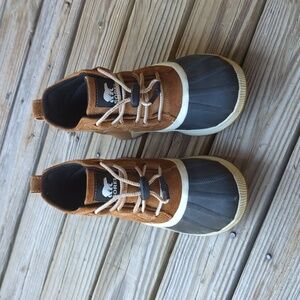 Sorel out & about waterproof ankle boots